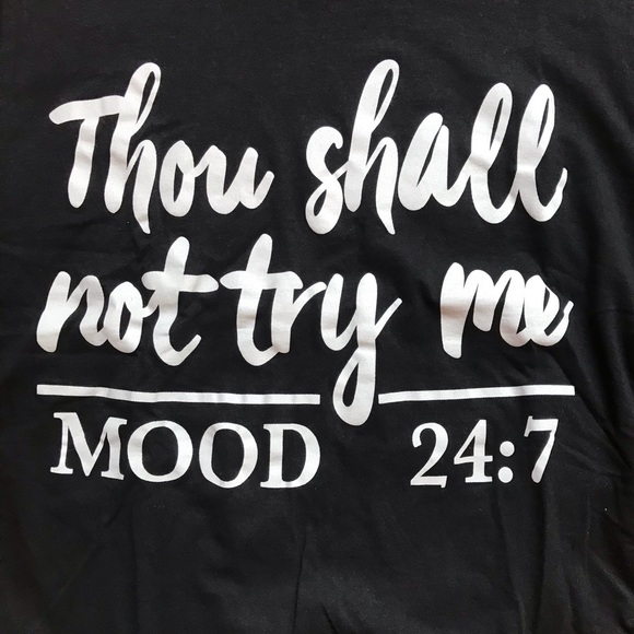 On Fire Black White Graphic Tee Side Lace, EUC, 1X - Picture 4 of 12